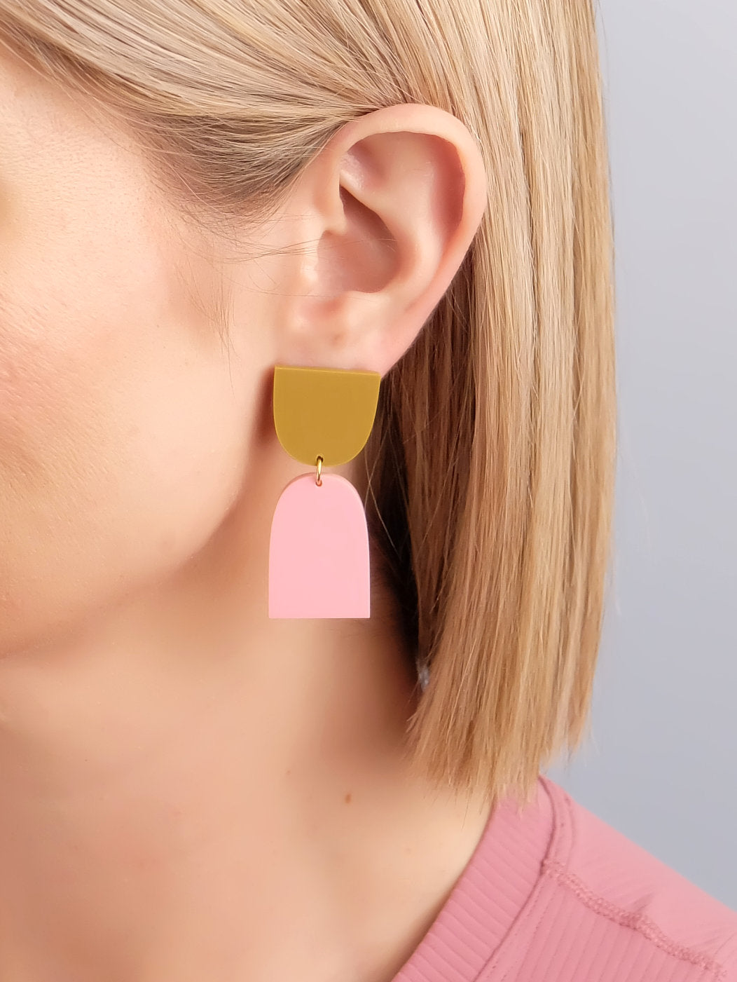 Cinch Earrings