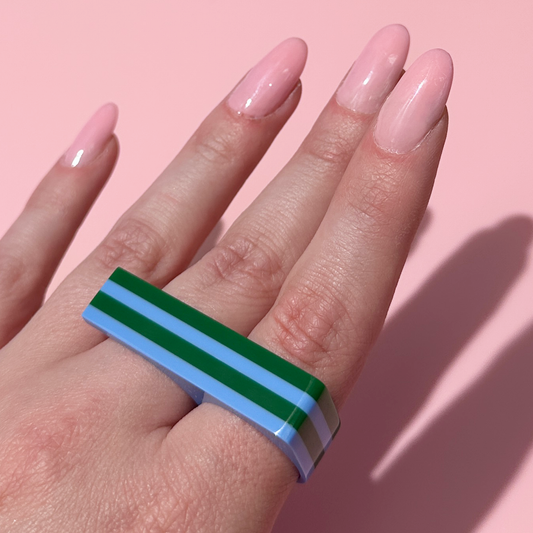 Stretch Ring | Size 10 | Cornflower Blue + Green